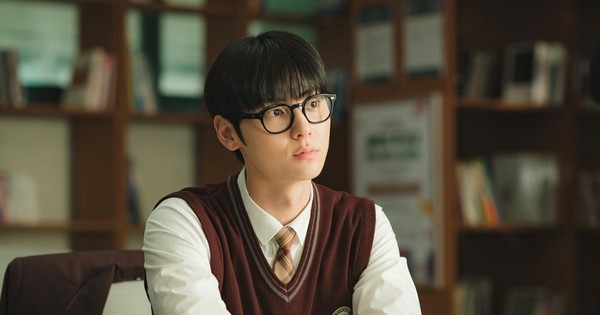 Đột nhập tủ đồ đời thường “mỗi người một vẻ” của dàn diễn viên “The Study Group”