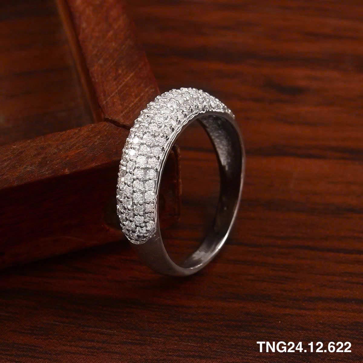 nhẫn-nữ-kim-cương-skymond