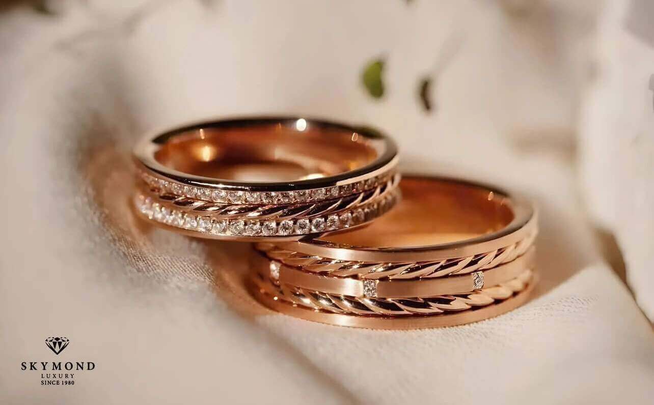 Nhẫn Cưới Vàng Trắng và Vàng Vàng: Các Cặp Đôi Nên Chọn Cho Ngày Trọng Đại?