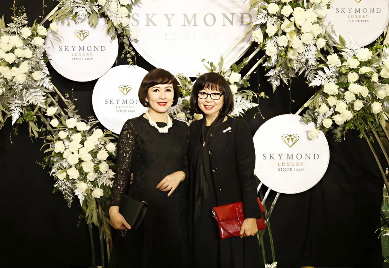 skymond-luxury-trang-suc-cho-nguoi-thanh-cong