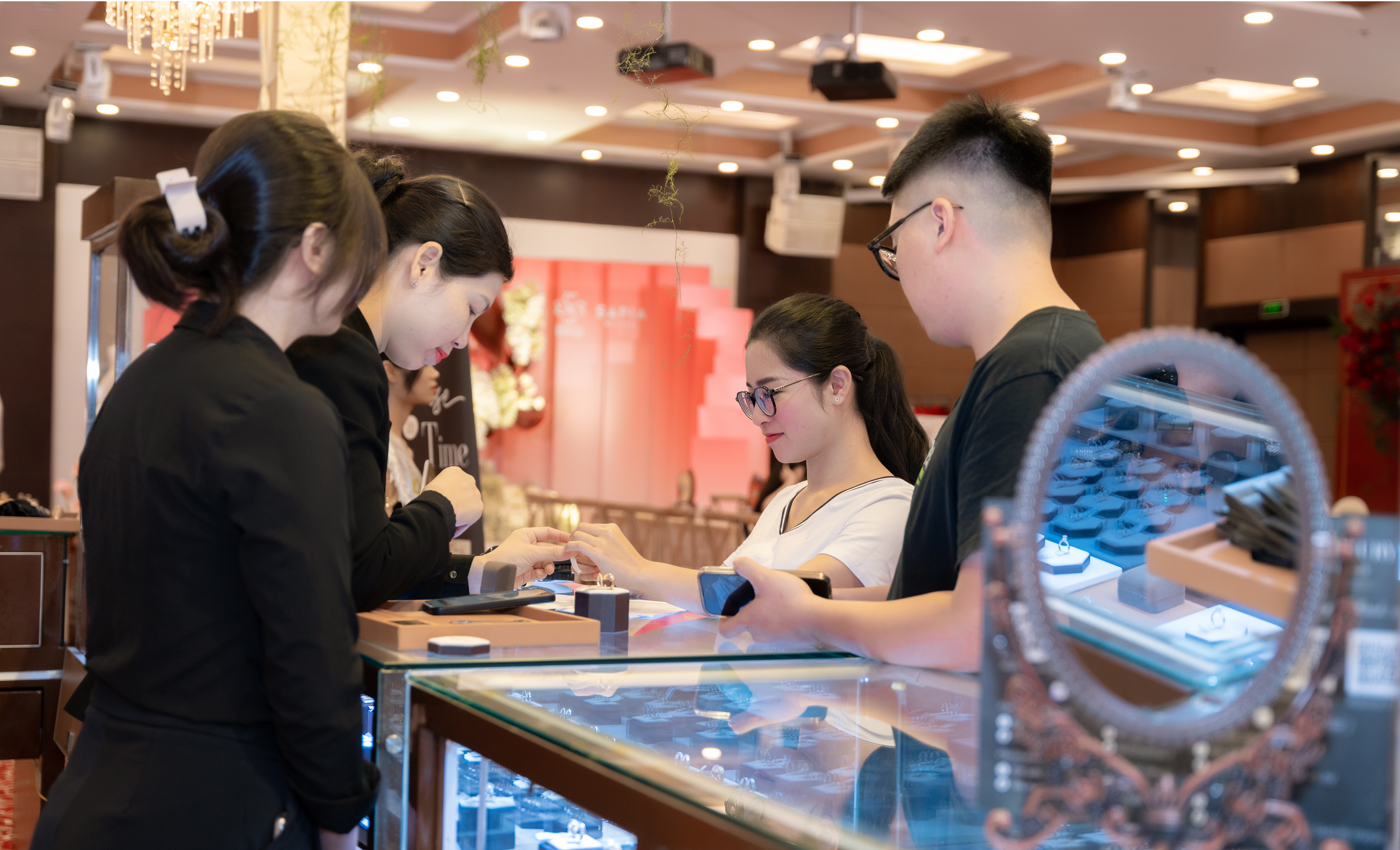 xu-huong-nhan-doi-moi-nhat