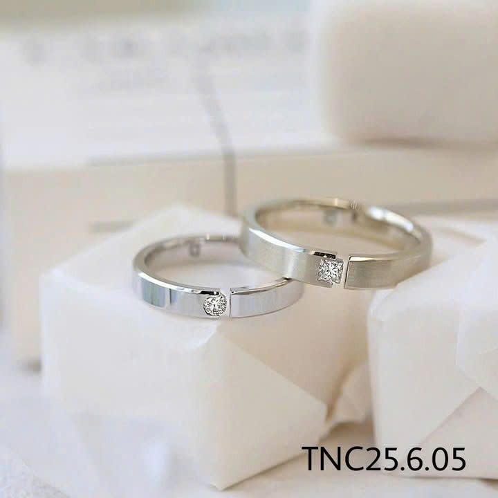 mau-nhan-cuoi-vang-trang-dep