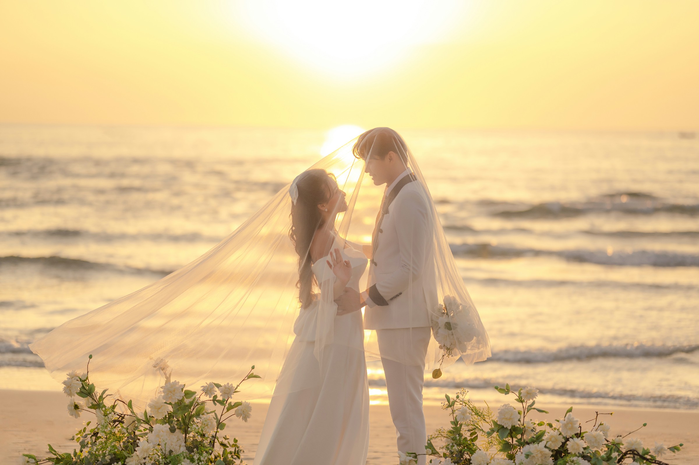 chup-anh-cuoi-tai-bien-Cua-Dai-Hoi-An